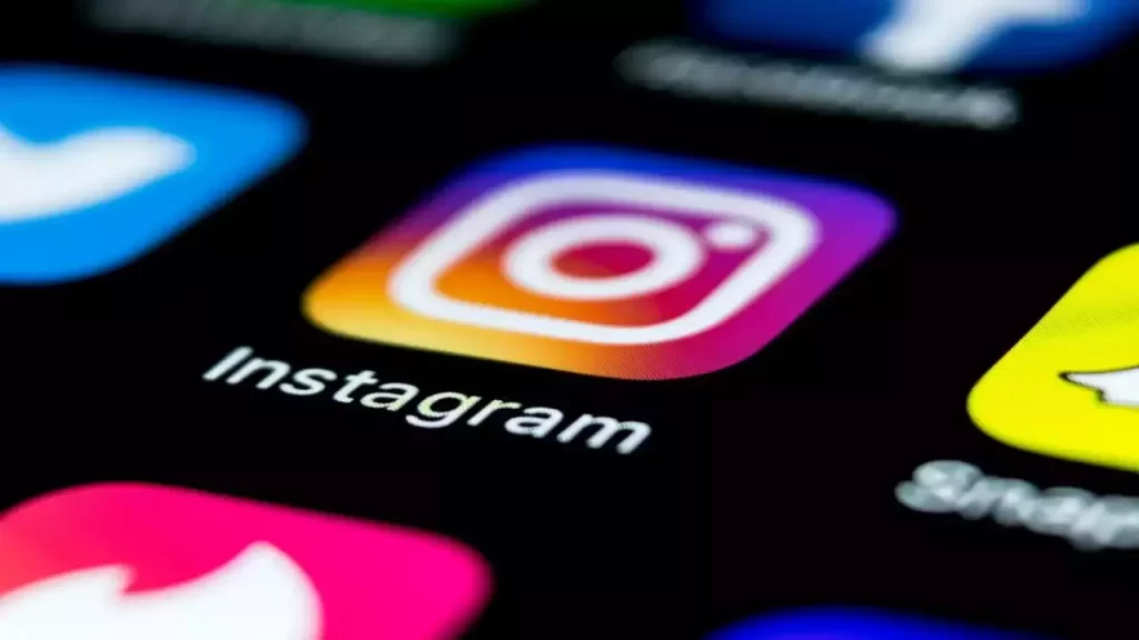 Make a plan for Instagram development